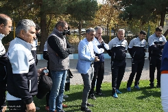 حضور رسول خطیبی در جمع فوتبالیست‌های مس سونگون ورزقان