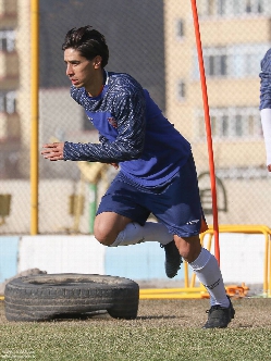 تمرین فوتبالیستهای مس برای دیدار با ایمان سبز شیراز