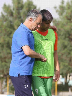 پیگیری تمرینات تیم فوتبال مس سونگون برای فینال لیگ دو فوتبال ایران