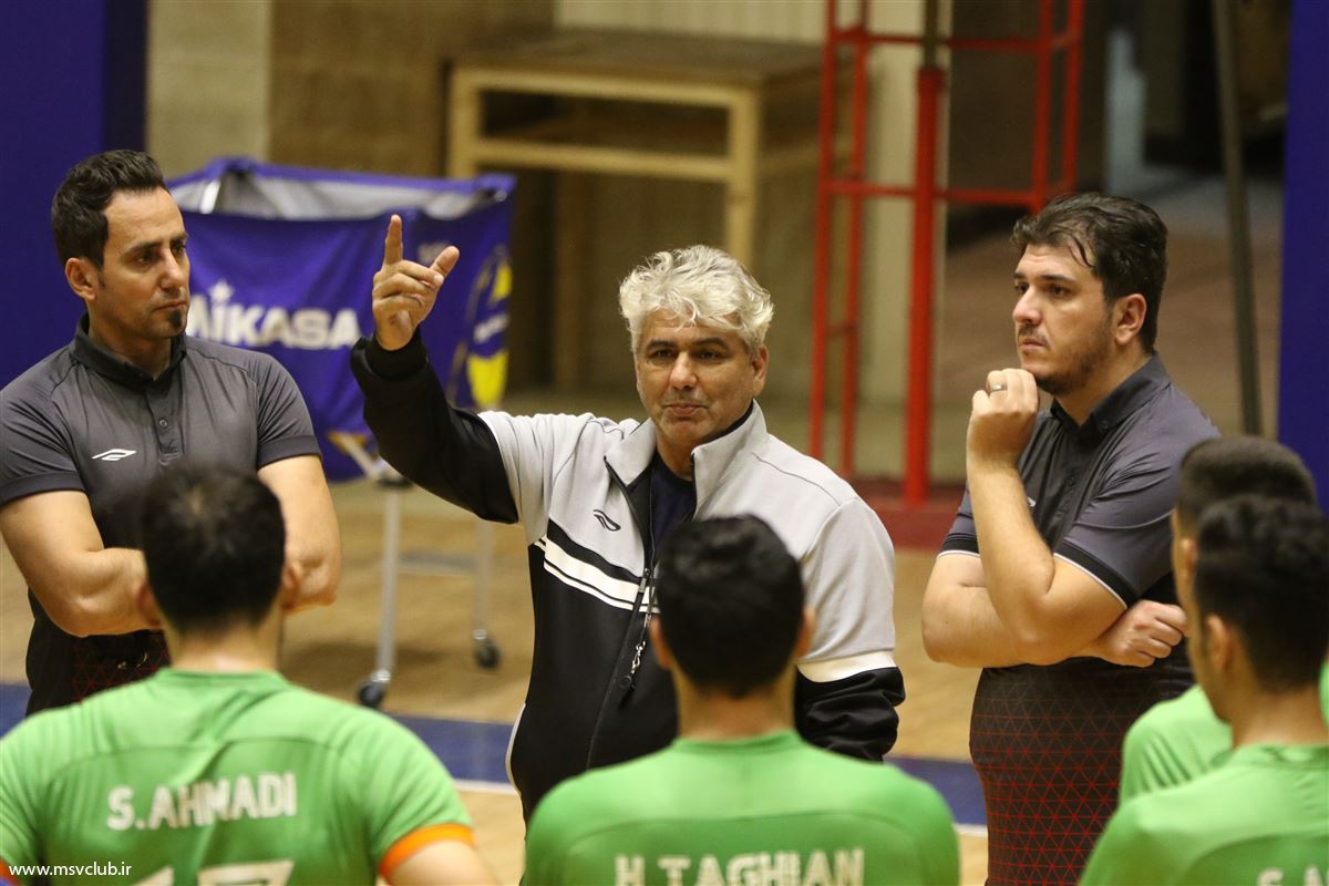 تمرین تیم والیبال مس سونگون ورزقان برای دیدار با نصر امید تهران
