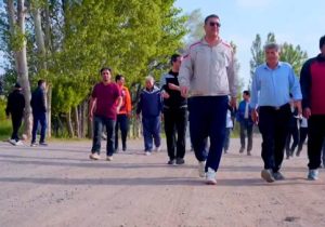 برنامه‌ی ورزش صبحگاهی در فضای پرنشاط سد زرآباد ورزقان